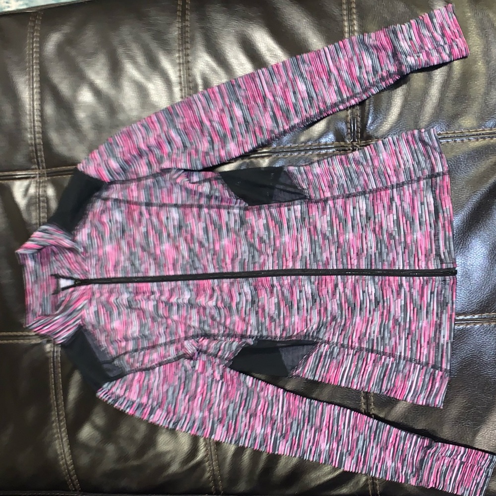 Leggings printed suit. Gently used.